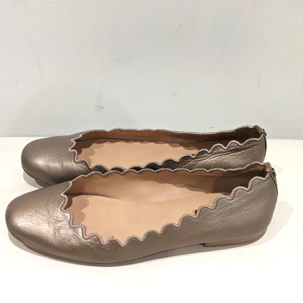 Women's DKNY ballet flats